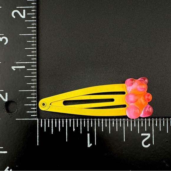 Gummy Bear Hair Clips - Picture 7 of 7